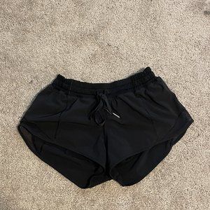 Lululemon Hotty Hot Short 2.5" Low Rise, Black